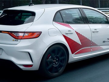Renault M&eacute;gane R.S. Trophy-R najszybszym hot-hatchem!